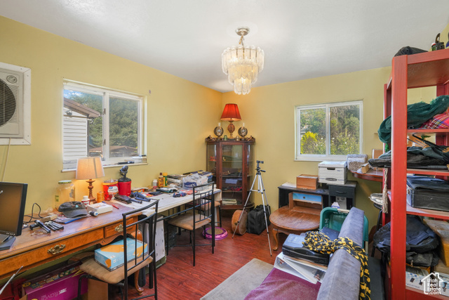 Photo 10 for MLS #2086069 at 1728 Childs Ave