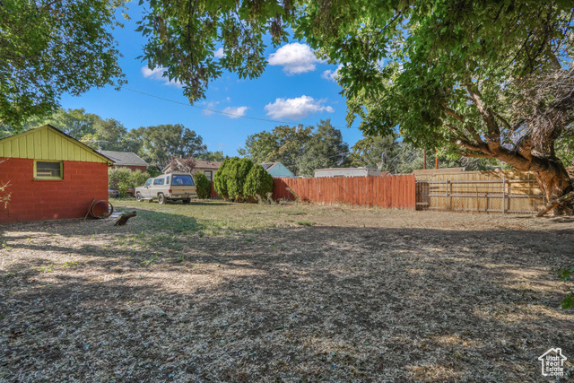Photo 26 for MLS #2086069 at 1728 Childs Ave