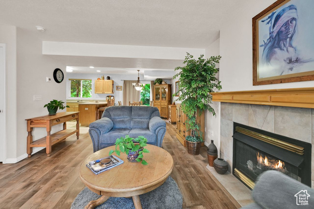 Photo 10 for MLS #2086080 at 1076 E Creekside
