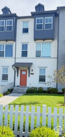 5841 W LAKE AVE, South Jordan UT 84009