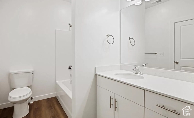 Photo 11 for MLS #2086109 at 473 W 40 South #H204