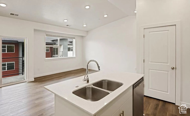 Photo 5 for MLS #2086109 at 473 W 40 South #H204
