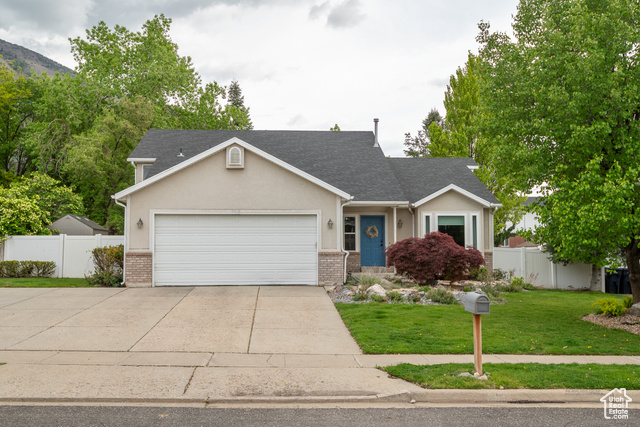 2418 HIGH MOUNTAIN DR Sandy, Utah *** GRAND REVEAL OPEN HOUSE WEEKEND - SATURDAY, 5/24, 10am -12pm, and 2pm - 4pm. SUNDAY, 5/25, 2pm - 4pm.*** Beautiful East bench home with spectacular mountain views. Updated kitchen with an island and tons of storage. Spacious primary bedroom with walk-in closet, high ceilings, jetted tub. Oversized garage with space leftover for extra parking.