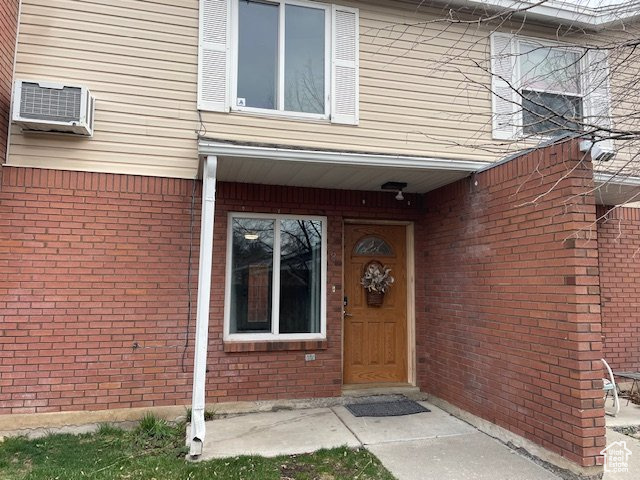 285 W 600 N #3, Logan UT 84321