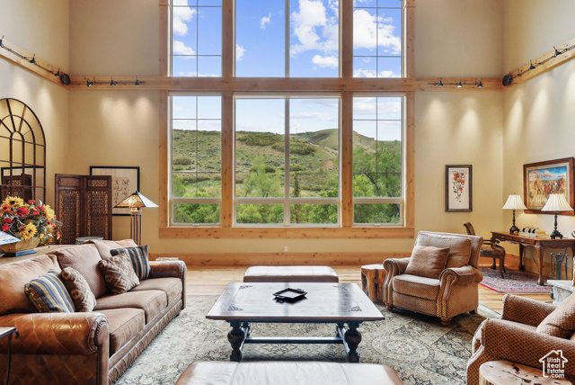 Photo 9 for MLS #2086186 at 6100 Highway 66