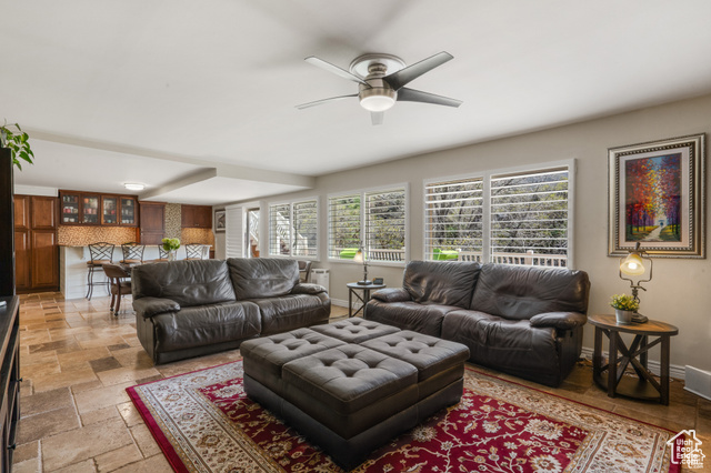 Photo 15 for MLS #2086189 at 15 Lone Hollow Dr