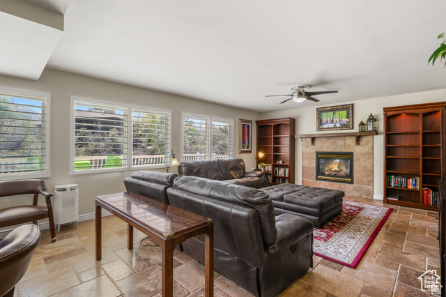 Photo 18 for MLS #2086189 at 15 Lone Hollow Dr