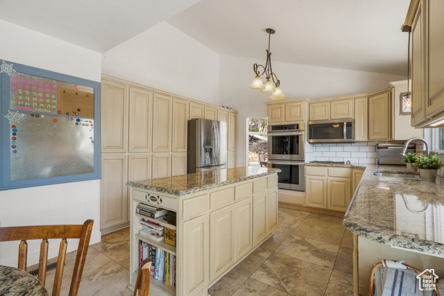 Photo 10 for MLS #2086189 at 15 Lone Hollow Dr