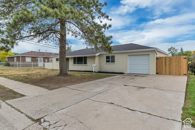 4098 W 5580 S Salt Lake City, Utah Amazing Remodeled Salt Lake home! This home has a new A/C, New Large Kitchen and bathrooms, and is move-in ready for your new Home! Fresh paint and flooring, and close to Bangerter Hwy for an easy commute! Sq ft shown is from county tax data! Come and see today! One of the finest remodels you will experience, all work is expert and ready for you to be comfortable at home.