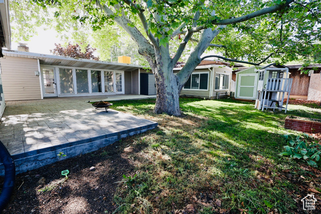 Photo 3 for MLS #2086251 at 468 S Pioneer Ave