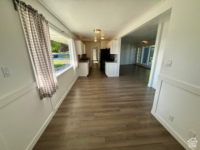 Photo 17 for MLS #2086251 at 468 S Pioneer Ave