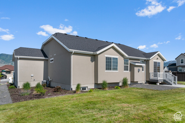 Photo 20 for MLS #2086323 at 5667 N Parkview Dr