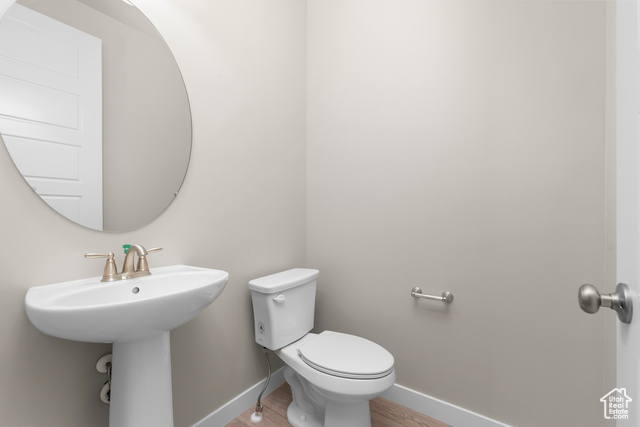 Photo 9 for MLS #2086323 at 5667 N Parkview Dr