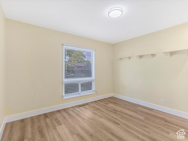 Photo 13 for MLS #2086346 at 1429 E Sumac Way
