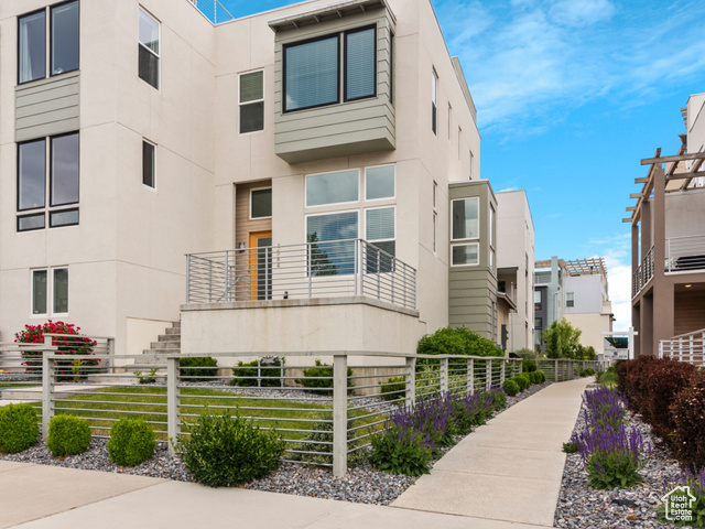 4584 W DAYBREAK RIM WAY, South Jordan UT 84009