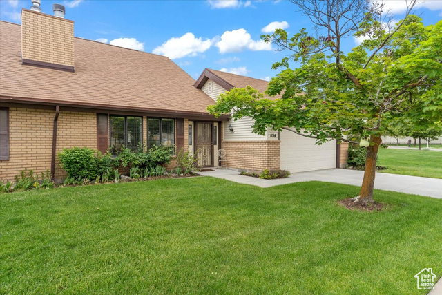 Photo 2 for MLS #2086391 at 1154 N 700 West