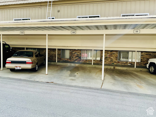 Photo 19 for MLS #2086399 at 2220 E Murray Holladay Rd