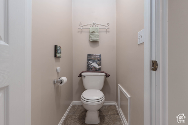 Photo 44 for MLS #2086414 at 4552 W 1350 South