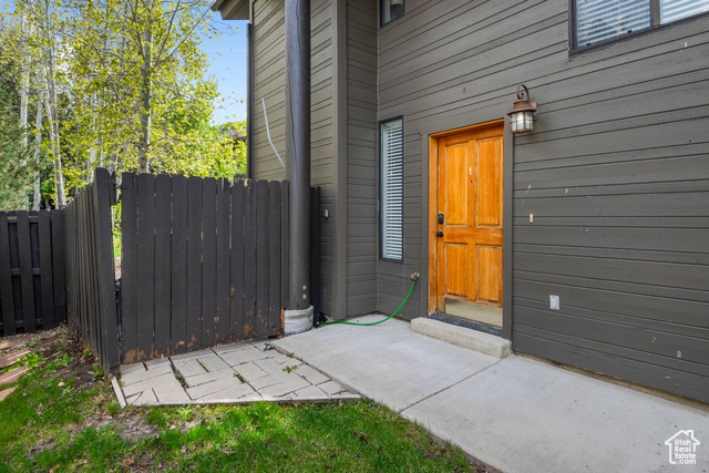 Photo 19 for MLS #2086421 at 2693 Cottage Loop