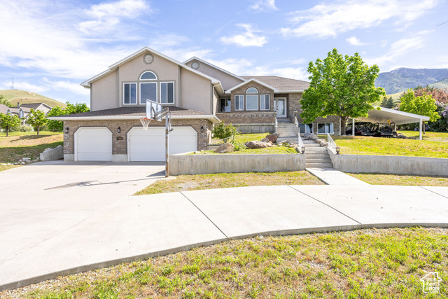 304 N 1000 E, Hyde Park UT 84318