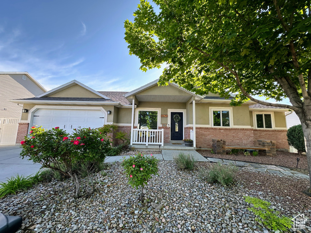 8675 S PEBBLECREEK RD, West Jordan UT 84081