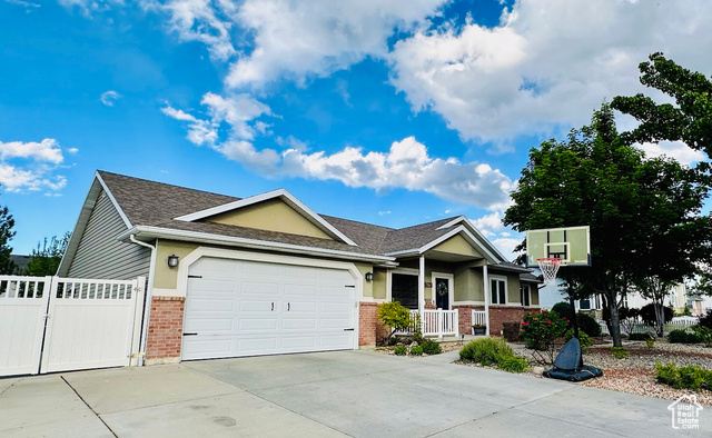 8675 S PEBBLECREEK RD, West Jordan UT 84081