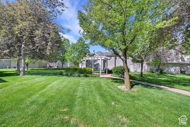 Photo 22 for MLS #2086484 at 1427 S Blossom Ln