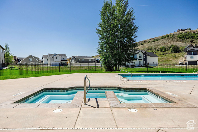 Photo 45 for MLS #2086494 at 670 N Lake Sight Dr