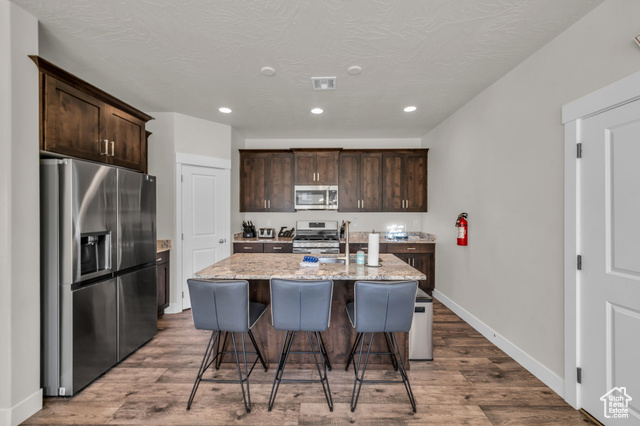 Photo 11 for MLS #2086520 at 1189 N Bello Alley
