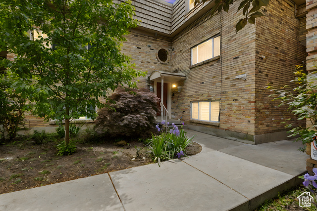 2220 E MURRAY HOLLADAY RD #156, Holladay UT 84117