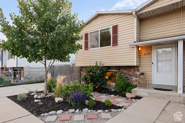 2276 W BONNIEBROOK CIR, Taylorsville UT 84129