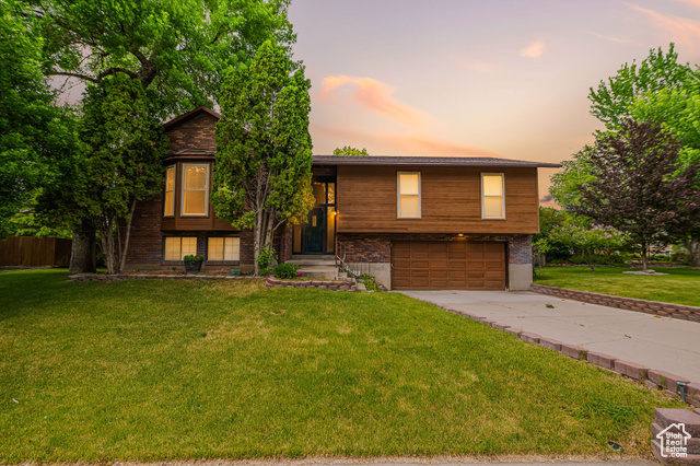 586 W 4000 S, Riverdale UT 84405