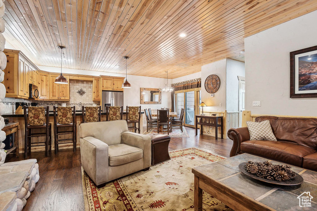 Photo 6 for MLS #2086659 at 3975 N Timber Wolf Ln #2A