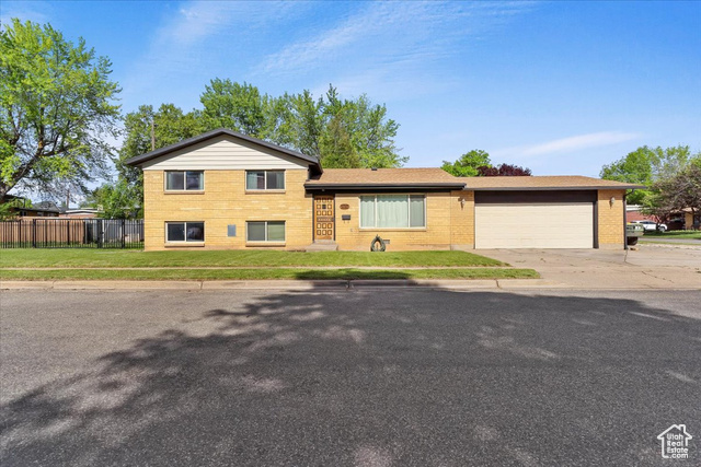 5680 S 2600 W #12, Roy UT 84067