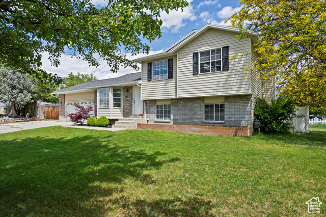 714 N 300 W American Fork, Utah *OPEN HOUSE SATURDAY 12 PM - 3 PM* This beautifully updated six-bedroom, three and a half bathroom home sits on a spacious lot right across the street from a park. As you drive up the street, you're greeted with an incredible view of Mount Timpanogos and a neighborhood known for its welcoming community and family-friendly vibe. Inside, you'll find fresh paint, new carpet, and a layout that feels both open and comfortable. The home has great bones and has been well cared for, with a new roof installed within the last five years and the water heater replaced just over a year ago. The backyard is perfect for entertaining or relaxing, complete with an in-ground trampoline, a raised deck, plenty of space to play. This is a home that's truly ready for its next chapter: clean, updated, and located in a safe, vibrant area where kids ride bikes, neighbors know each other, and everything just feels easy. Come see it for yourself. You'll feel right at home.