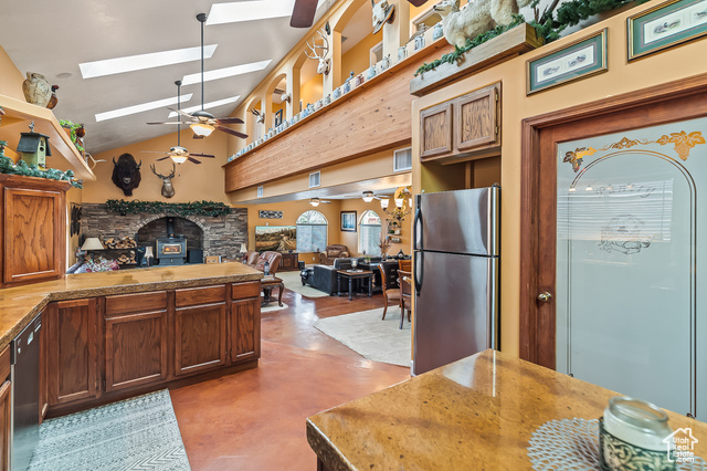 Photo 10 for MLS #2086692 at 154 E 950 North