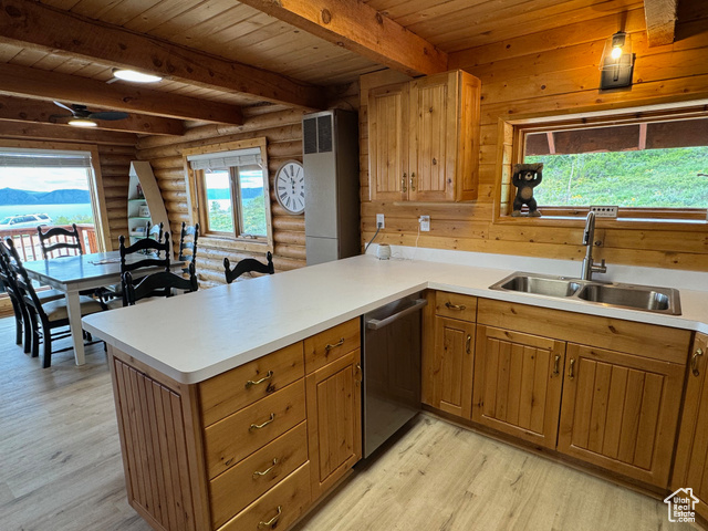Photo 13 for MLS #2086737 at 395 Hickock Dr #309