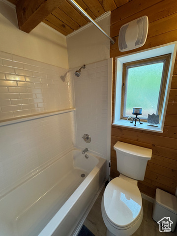 Photo 21 for MLS #2086737 at 395 Hickock Dr #309