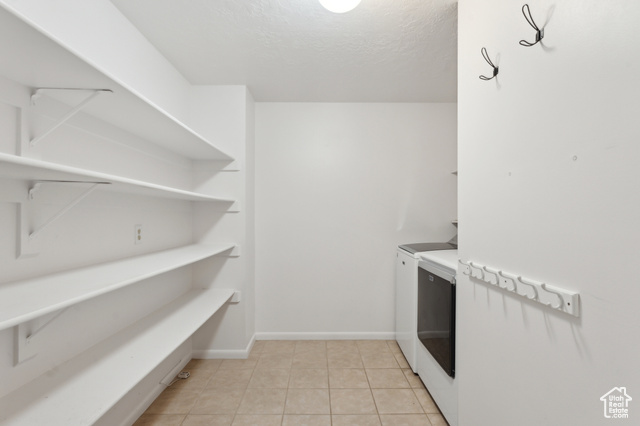 Photo 16 for MLS #2086738 at 1679 Village Round Dr