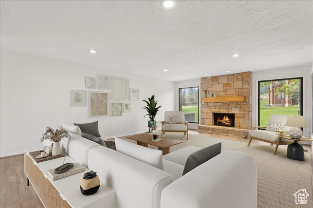 Photo 10 for MLS #2086738 at 1679 Village Round Dr
