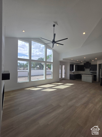 Photo 6 for MLS #2086772 at 368 E Stafford St #127