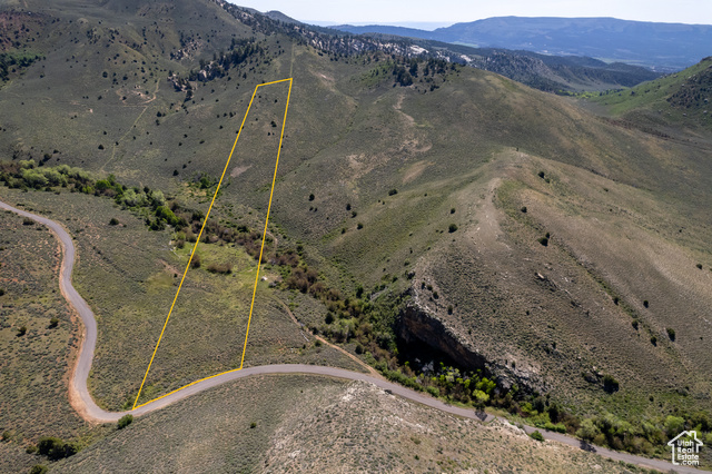 17750 N PARADISE PARK RD, Lapoint UT 84039
