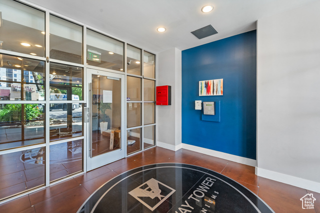 Photo 22 for MLS #2086837 at 230 E Broadway #504