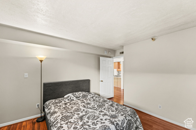 Photo 11 for MLS #2086837 at 230 E Broadway #504