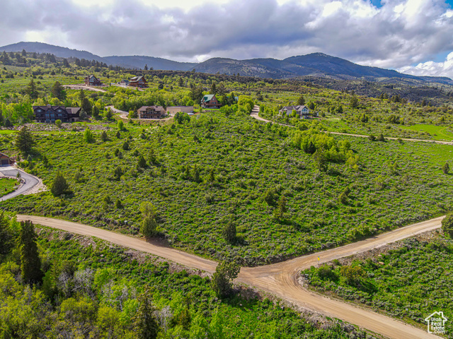 1521 W CEDAR RIDGE DR, Garden City UT 84028