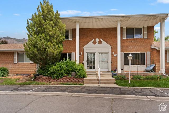 1162 S 885 E, Ogden UT 84404