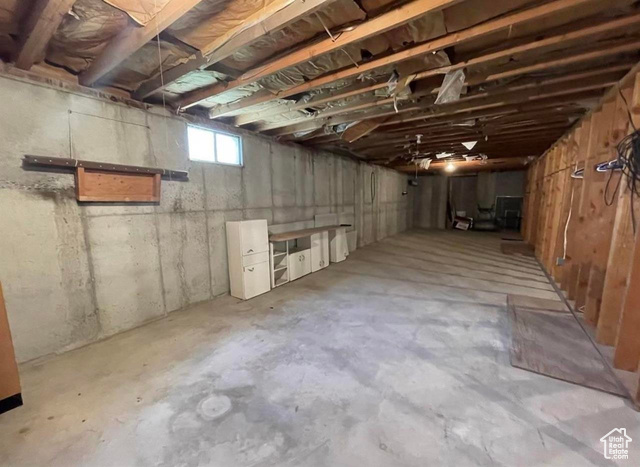 Photo 32 for MLS #2087031 at 431 E Hooper Ave