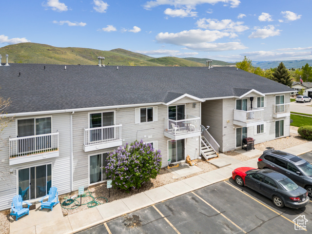 Photo 27 for MLS #2087055 at 595 S Main St #26