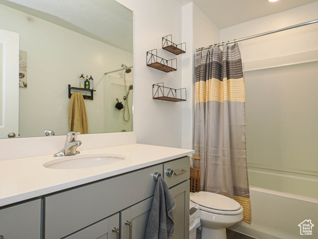 Photo 15 for MLS #2087061 at 3906 S Bowie Dr