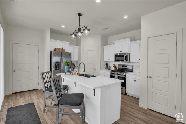 Photo 13 for MLS #2087168 at 758 W Slate Ln